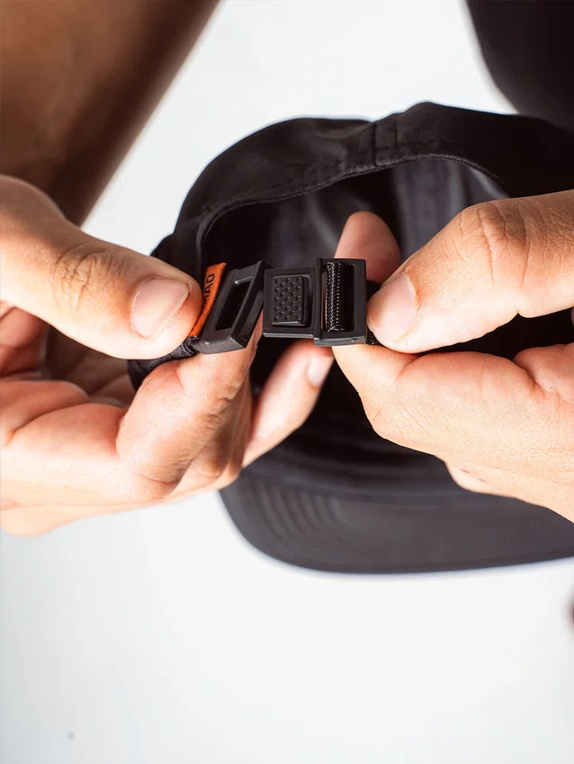 Bone nomad running preto