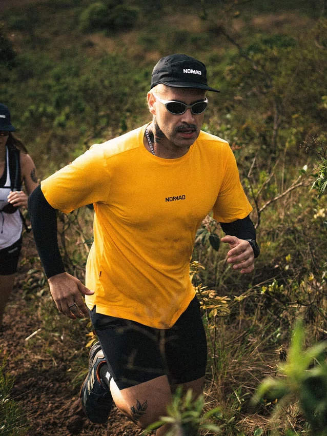 Bone nomad running preto