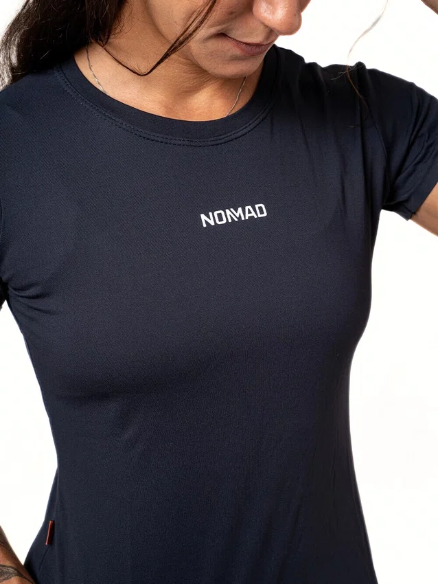 Camisa nomad feminina run trail manga curta preta