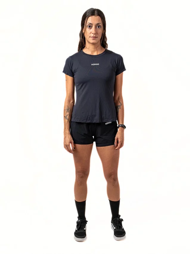 Camisa nomad feminina run trail manga curta preta