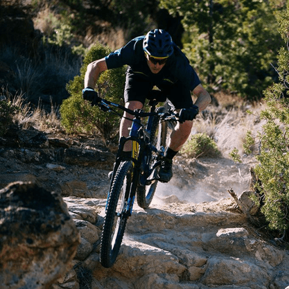 Capacete Giro Radix Cinza