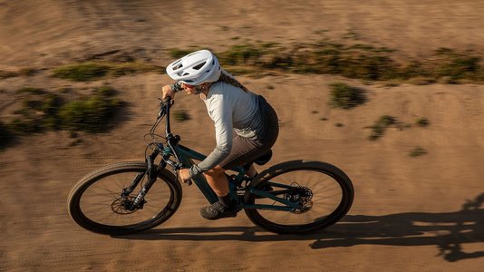 Capacete Specialized Camber Branco e Prata