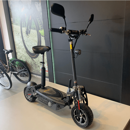 Patinete Elétrico TWO Dogs 1600w 48v Cinza - Seminovo