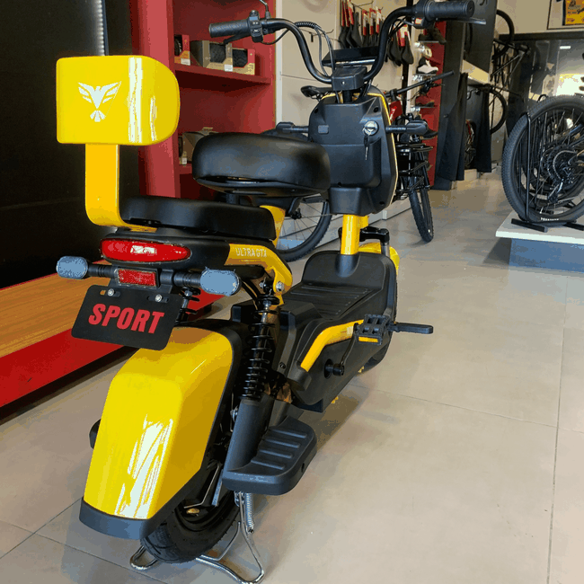 Scooter Elétrica A14 Ultramoove Ultra Gtx 500W Amarelaㅤ