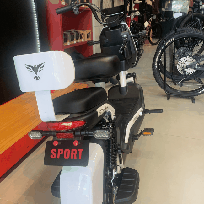 Scooter Elétrica Ultramoove Ultra GTX 500w Aro 14 Branca