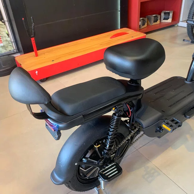 Scooter Eletrica City Preta 600Wㅤㅤㅤㅤㅤㅤㅤㅤㅤㅤㅤㅤㅤㅤㅤㅤㅤㅤㅤㅤㅤㅤㅤ