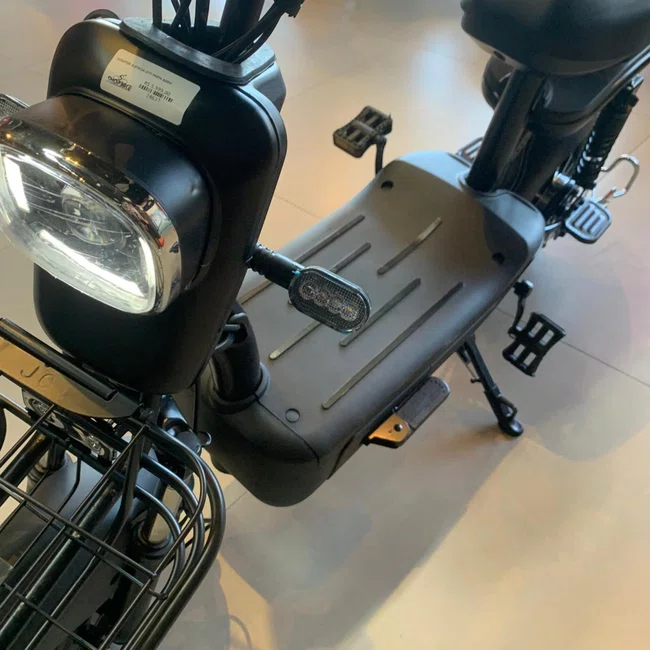 Scooter Eletrica City Preta 600Wㅤㅤㅤㅤㅤㅤㅤㅤㅤㅤㅤㅤㅤㅤㅤㅤㅤㅤㅤㅤㅤㅤㅤ