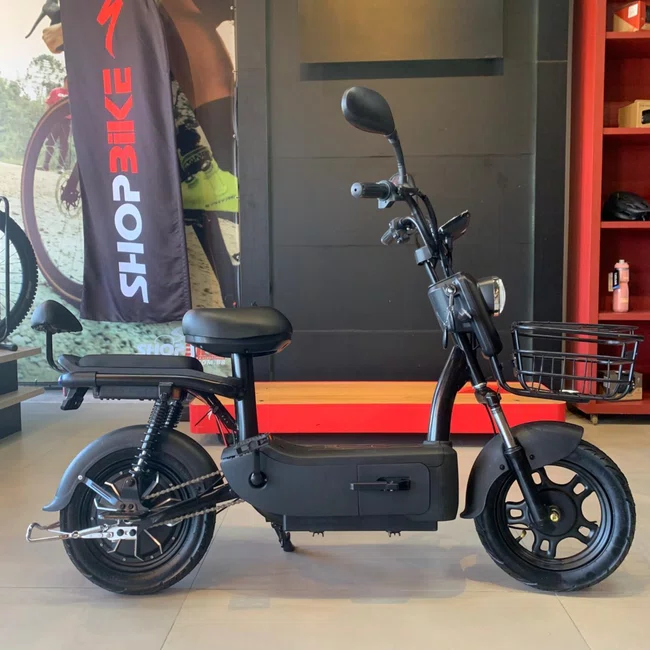 Scooter Eletrica City Preta 600Wㅤㅤㅤㅤㅤㅤㅤㅤㅤㅤㅤㅤㅤㅤㅤㅤㅤㅤㅤㅤㅤㅤㅤ