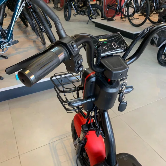 Scooter Eletrica City Vermelha 600w