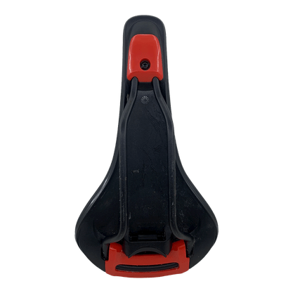 Selim Fizik Taiga Regular Preto e Vermelho - Seminovo