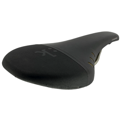 Selim Fizik Tundra M5 Black Edition - Seminovo