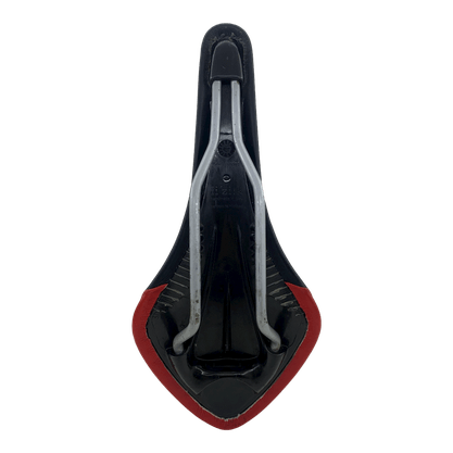 Selim Fizik Wing Flex Preto e Vermelho - Seminovo
