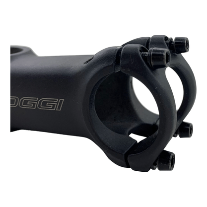 Suporte Guidão Oggi 31.8 x 90mm x 6° Alumínio Preto