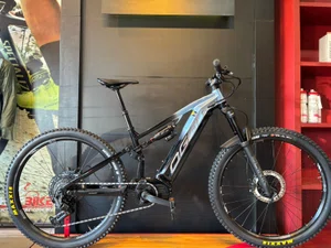 Bicicleta a29 oggi razzo pro t-130 sram eagle 70 12v azul/preto