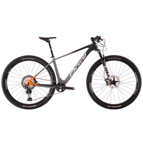 Bicicleta Oggi Agile Pro Carbon Aro 29 XT 12v 2023 Grafite e Preto e Laranja