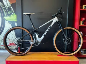 Bicicleta seminova a29 tsw all quest shimano deore 12v t-17 cinza/prata