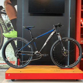 Bicicleta South Super Speed HD Aro 29  Altus 18v Preto e Azul