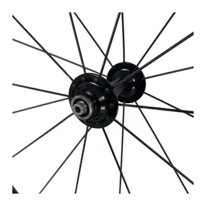 roda-a700-dt-swiss-r460-