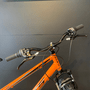 Bicicleta OXS Glide 100 Aro 24 Shimano 21v Laranja e Preto e Azul