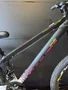 Bicicleta a26 viking tuff-44 peak 21v preta/branca/rosa