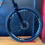 Bicicleta Vikingx Tuff 25 Aro 26 Shimano 21v Azul e Laranja e Amarelo