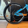 Bicicleta Vikingx Tuff 25 Aro 26 Shimano 21v Azul e Laranja e Amarelo