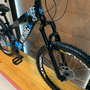 Bicicleta Vikingx Tuff 25 Aro 26 Shimano 21v Preto e Azul
