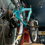 Bicicleta VikingX Tuff 30 Tourney 21v Aro 26 Azul e Verde e Branco