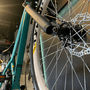 Bicicleta VikingX Tuff 30 Tourney 21v Aro 26 Azul e Verde e Branco
