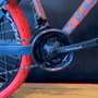 Bicicleta Vikingx Tuff X-35 Shimano 21V com Roda Laranja e Guidão Vermelho Aro 26 Azul Petróleo e Laranja