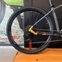 Bicicleta Oggi Big Wheel 7.0 Aro 29 Cues 9V Grafite e Amarelo