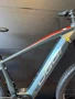 Bicicleta a29 oggi bw 8.3 2026 shimano cues 11v grafite/vermelho/preto