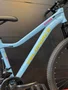 Bicicleta a29 veloforce 21v t-15 azul/amarelo/rosa