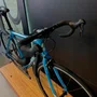 Bicicleta A700 Audax Ventus 1000 Shimano Claris 16v Azul e Branco - Seminova