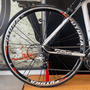 Bicicleta Focus Izalco Pro Carbon Aro 700 Sram Force 20v Branca e Preta - Seminova