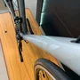 Bicicleta a700 Trek Emonda Alr 5 105 20V Cinza e Branca - Seminova
