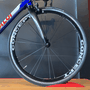 Bicicleta Caloi Strada Racing Aro 700 Tiagra 20v Branca e Azul - Seminova