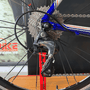 Bicicleta Caloi Strada Racing Aro 700 Tiagra 20v Branca e Azul - Seminova