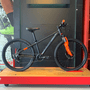 Bicicleta Groove Hype JR HD Aro 24 Tourney 7v 2023 Grafite e Laranja e Preto