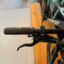 Bicicleta Oggi Agile Sport Carbon Aro 29 Deore 12v 2023 Preto e Azul e Vermelho