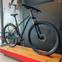 Bicicleta Oggi Big Wheel 7.0 Aro 29 Alivio 18v 2022 Grafite e Azul e Preto
