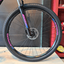 Bicicleta Oggi Big Wheel 7.0 Aro 29 Alivio 18v 2022 Preto e Azul e Pink