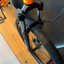 Bicicleta Oggi Big Wheel 7.0 Aro 29 Cues 9v 2024 Laranja e Preto e Amarelo