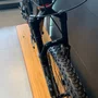 Bicicleta Oggi Big Wheel 8.0 Aro 29 Tourney 8 Velocidades T-17 Preto e Amarelo e Vermelho - Seminovo