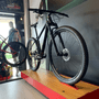 Bicicleta Oggi Big Wheel 7.2 Aro 29 Deore 10v 2023 Preto e Amarelo e Cinza