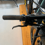 Bicicleta Oggi Big Wheel 7.2 Aro 29 Deore 10v 2023 Preto e Amarelo e Cinza