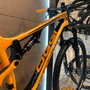 Bicicleta Oggi Cattura Pro Aro 29 XT 12v Laranja e Preto - Seminova