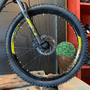 Bicicleta Oggi Hacker Aro 24 Tourney 21v Cinza e Amarelo e Preto