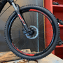 Bicicleta Oggi Hacker Aro 24 Tourney 21v Preto e Vermelho e Branco