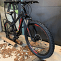 Bicicleta Oggi Hacker Aro 24 Tourney 21v Preto e Vermelho e Branco